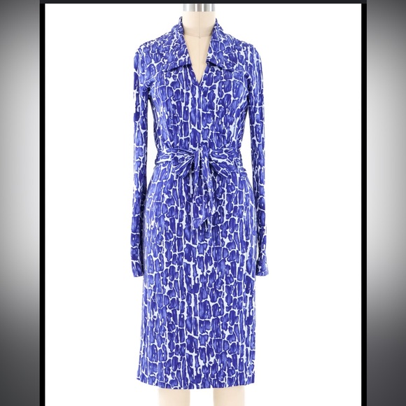 Diane Von Furstenbwrg 90s  DVF silk Jersey Abstract wrap dres size 6 8 - Picture 1 of 6
